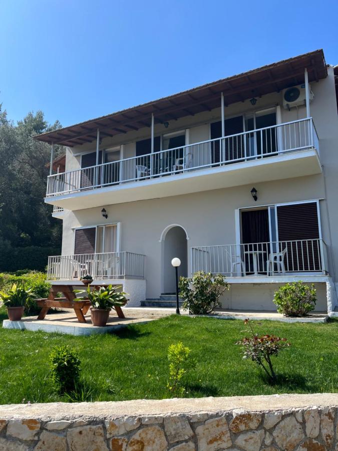 Ilias Apartments Dassia Esterno foto